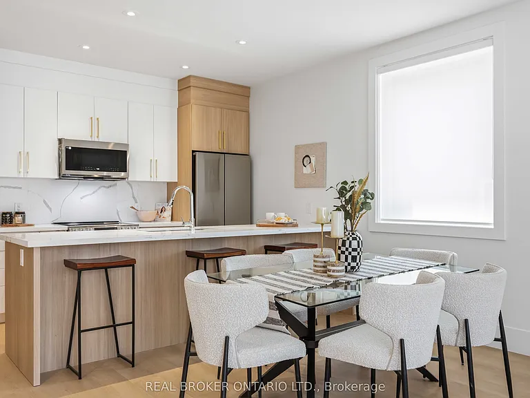 102 Boultbee Ave #C — Photo 4