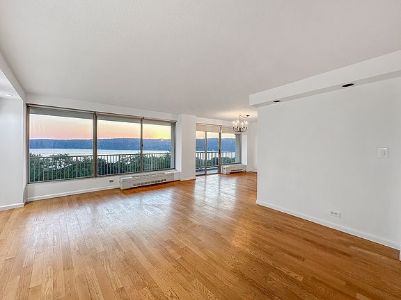 4th image of 4455 Douglas Ave APT 7D