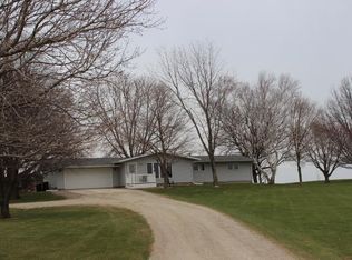1667 Quail Ave, Hampton, IA 50441