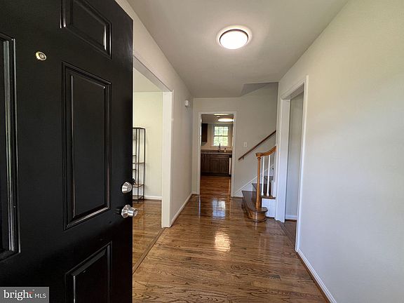 5th image of 16640 S Westland Dr