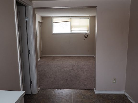 5th image of 6312 61st Ave