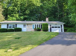 11 Pine Park Dr, Lewistown, PA 17044