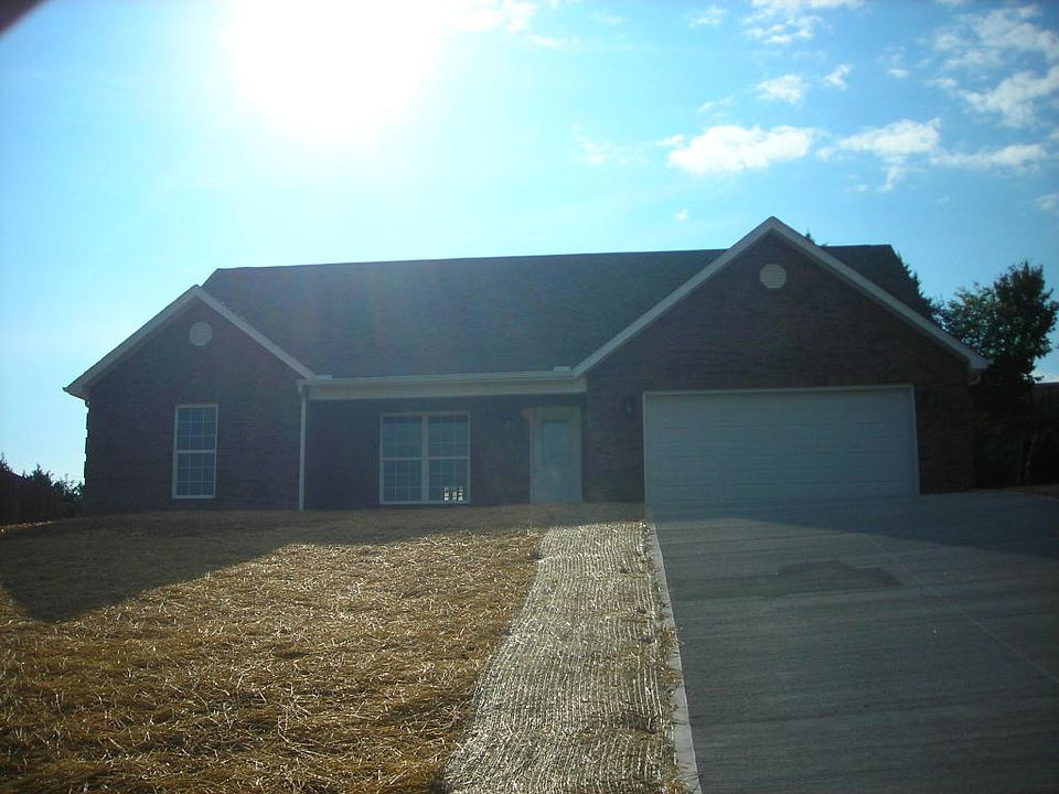 1st image of 1912 Emma Ln