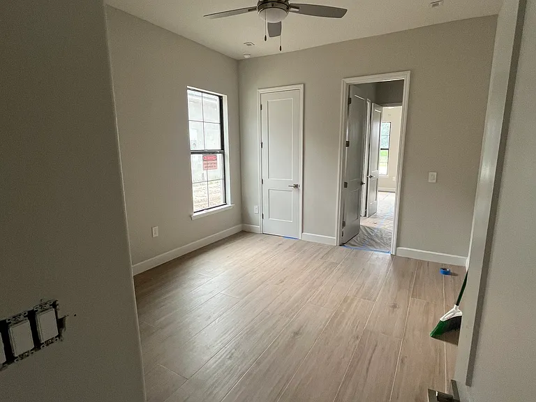 3035 Pollard Pointe Dr — Photo 6