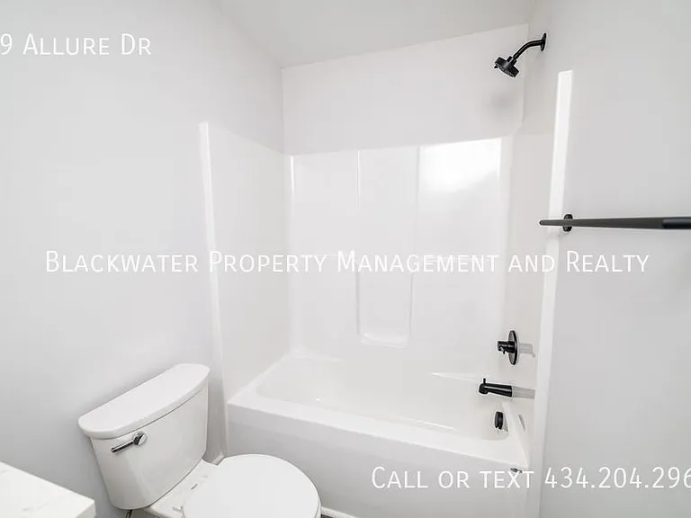 69 Allure Dr — Photo 40