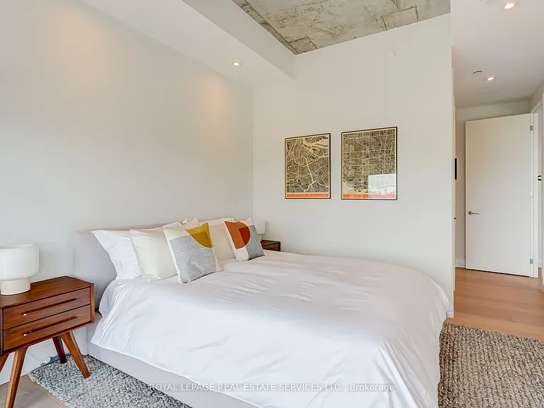 383 Sorauren Ave #Penthouse 09 — Photo 25