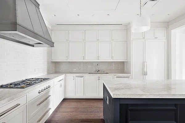 Sold by Compass | media 4