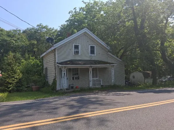 692 County Route 2, Elizaville, NY 12571