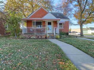 13381 Callender St, Southgate, MI 48195