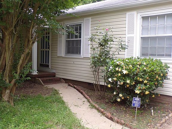 3rd image of 154 Beverly Dr