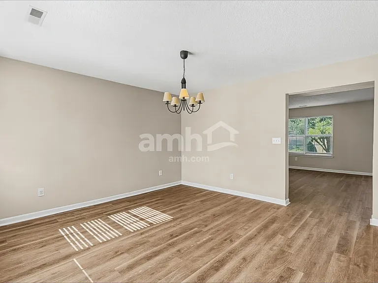 18987 Prairie Crossing Dr — Photo 7
