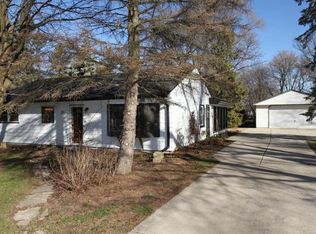 W162N9856 Mayflower Dr, Germantown, WI 53022