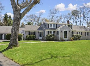 235 Bridge St, Osterville, MA 02655