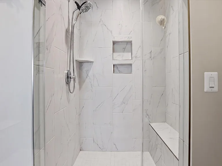 7356 Blade Dr — Photo 23