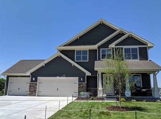 4046 Taunton Rd, Windsor, WI 53598