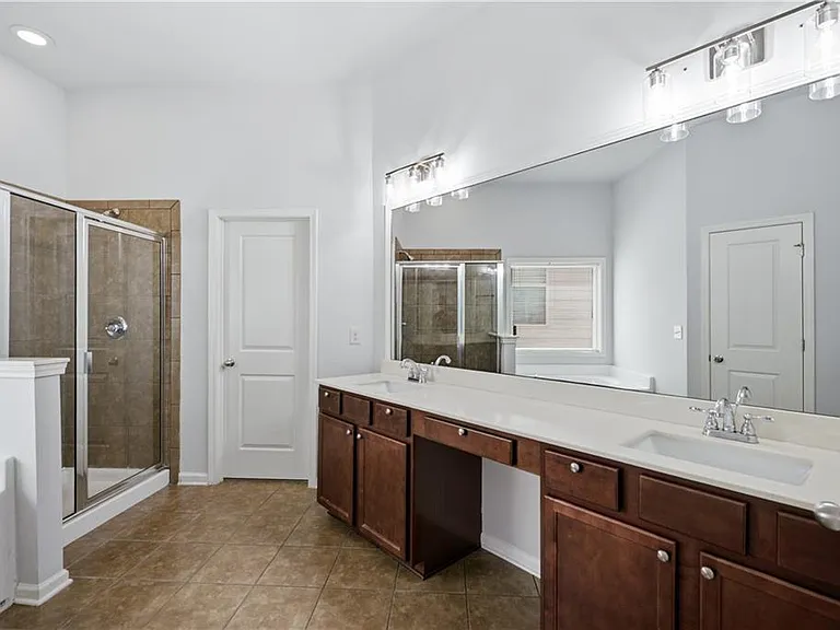 4960 Ducote Trl — Photo 20