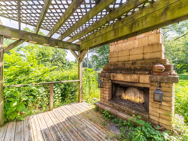 7535 Independence St — Photo 41