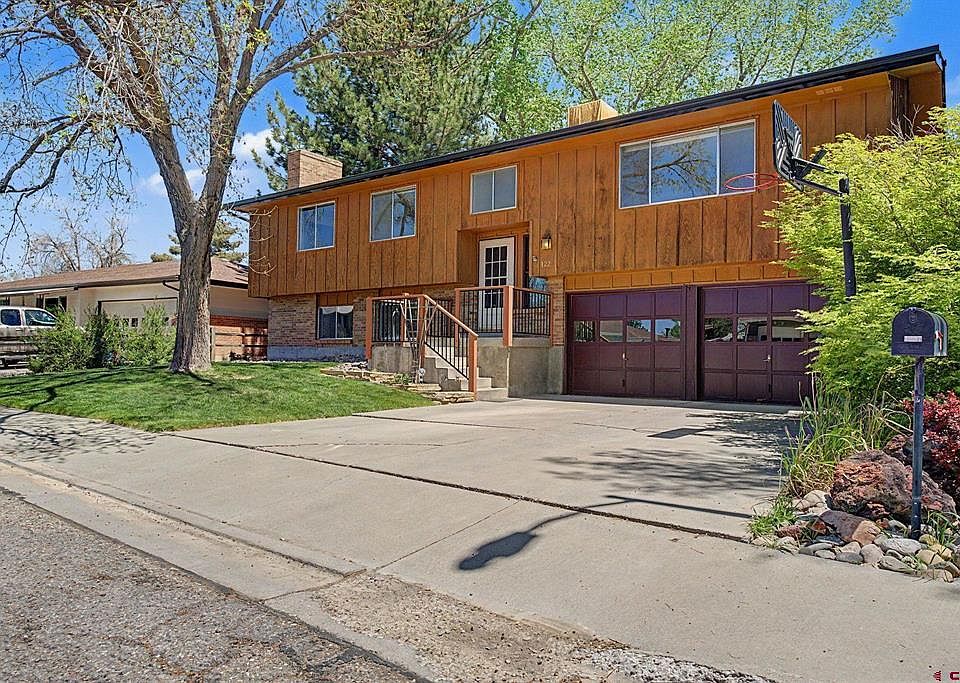 1st image of 1227 Sherwood Drive
