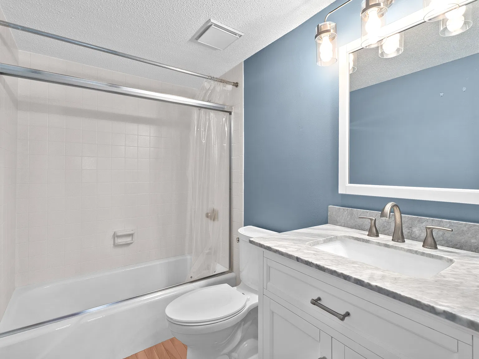 543 Fairways Dr Unit B - B — Photo 3