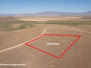 3 Redtail Ln, Fairfield, ID 83327