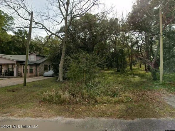 3216 Scovel Ave, Pascagoula, MS 39581