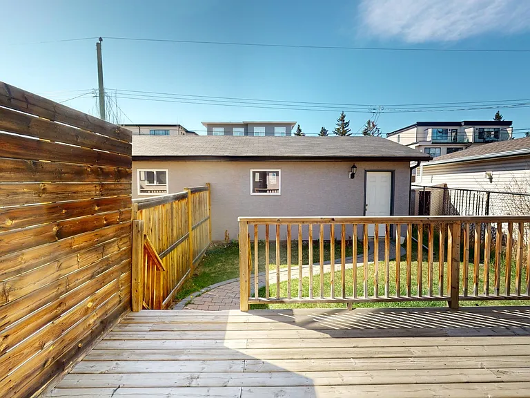 2325 23rd Ave SW — Photo 11