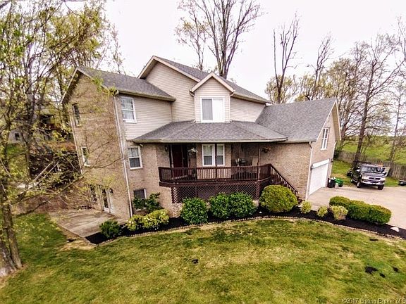 2nd image of 304 W Wendy Ln