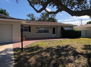 8937 109th Ln, Seminole, FL 33772