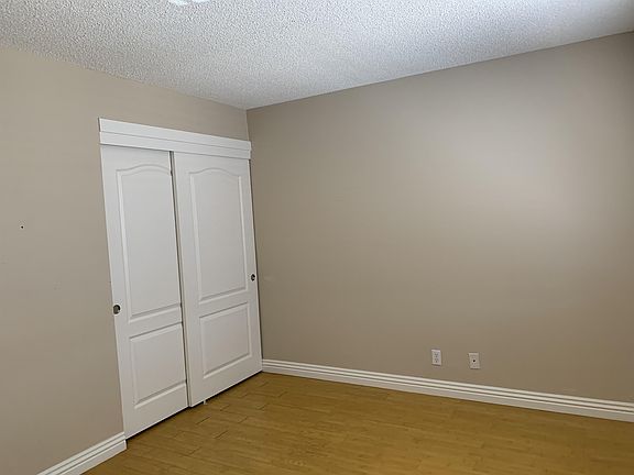 5th image of 4280 Tara Ave #1