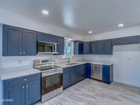 2948 W Maxine Cir, Tucson, AZ 85746