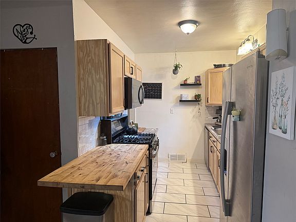 5th image of 430 Chautauqua Blvd