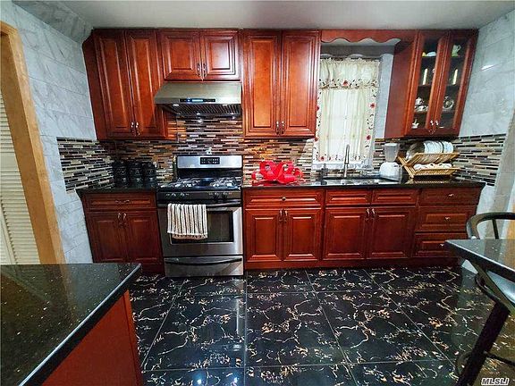 4th image of 95-17 124th St