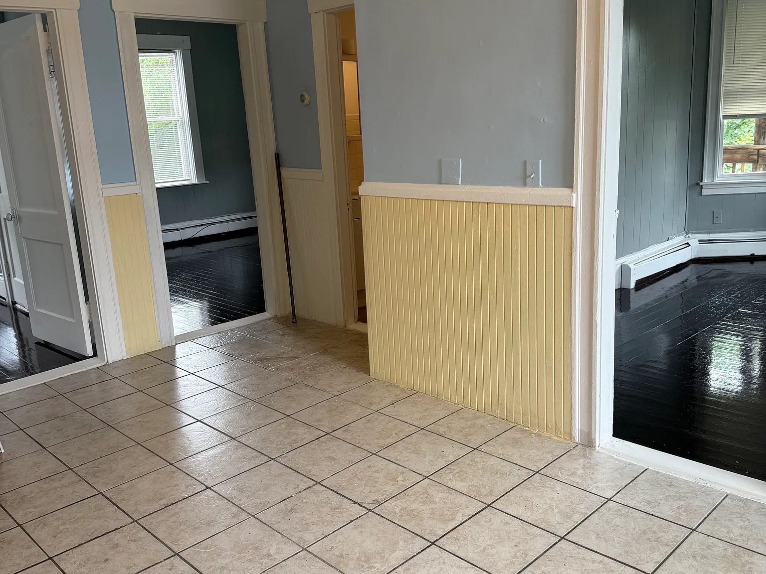 2 bed, 1250 sqft, $1,800 — Photo 3