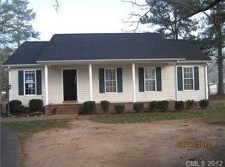 2335 Woodfield Cir, Gastonia, NC 28056