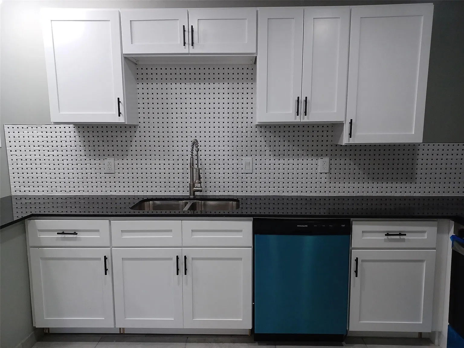 3 bed, 2.0 bath, $1,495 — Photo 4