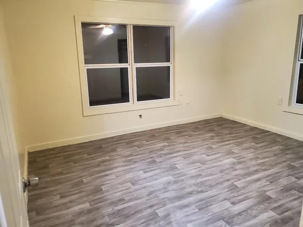 328 Elks Dr, San Antonio, TX 78211