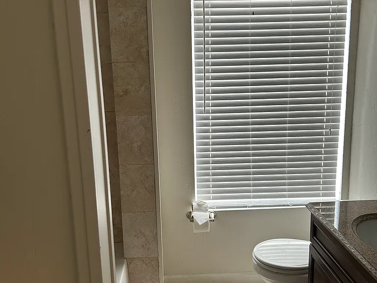 4732 Maryland Ave — Photo 9