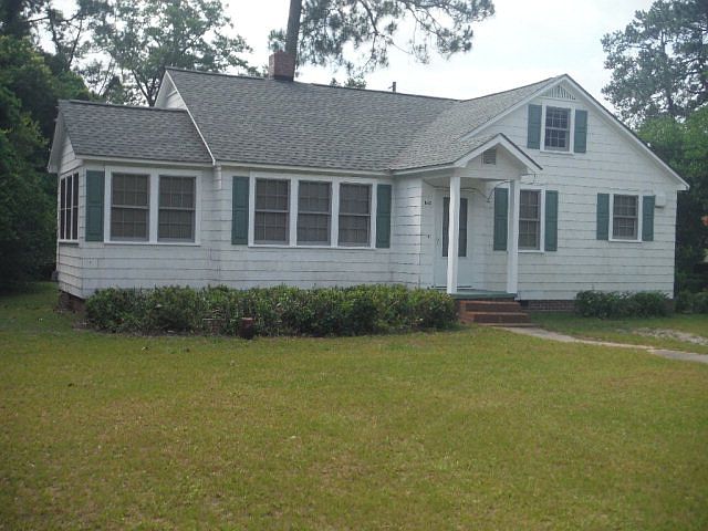 1st image of 162 N Cypress St