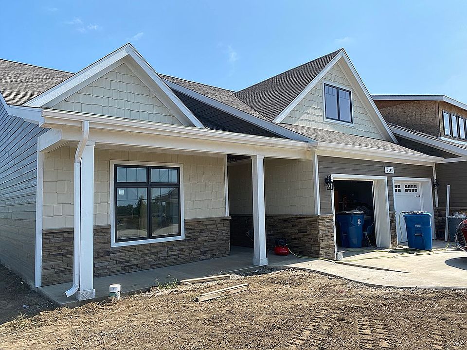 1st image of 2319 Pebble Creek Dr