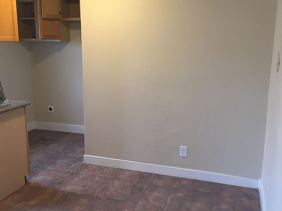 2nd image of 319 Main St APT 19