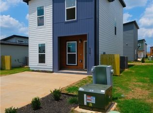 930 Illinois Ave, Centerton, AR 72719