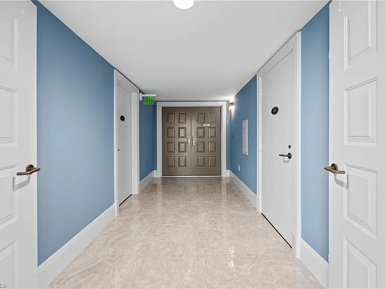 3991 Gulf Shore Blvd N #Penthouse 101 — Photo 7