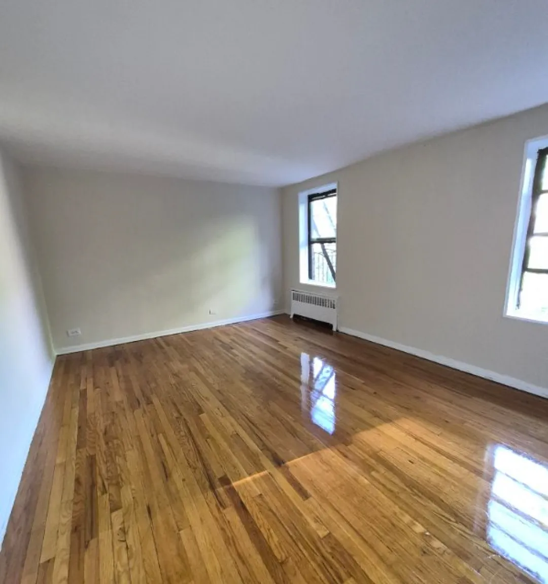 Studio, 650 sqft, $1,925 — Photo 2