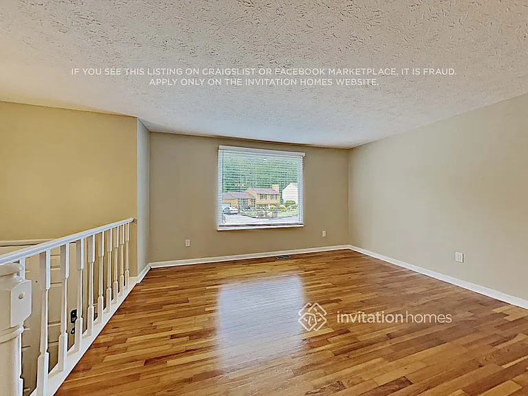 390 Hembree Forest Cir — Photo 4