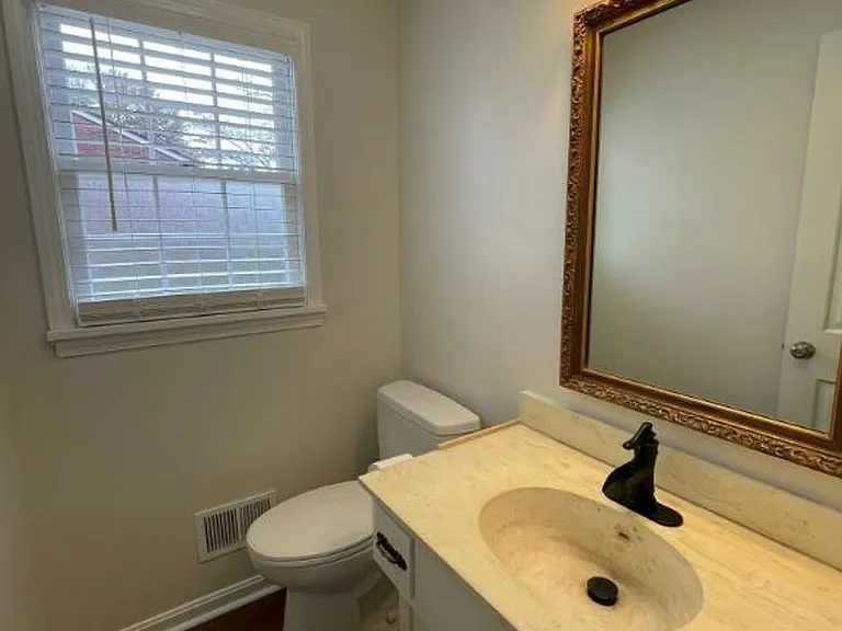 10806 Dartford Pl — Photo 13