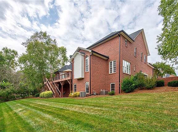 4th image of 5303 Millstone Ct