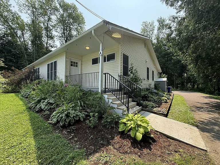 72 Juniper Rdg #A — Photo 52