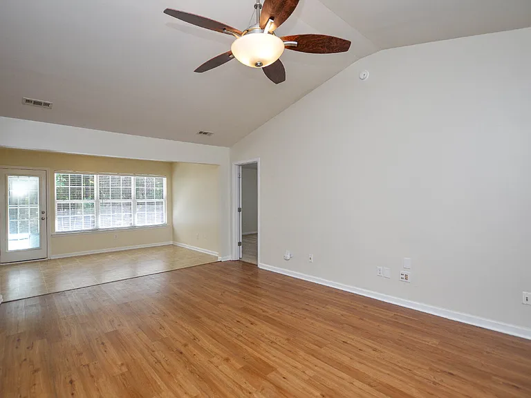 4212 Wiregrass Rd — Photo 14