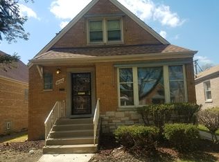 8008 S Sawyer Ave, Chicago, IL 60652