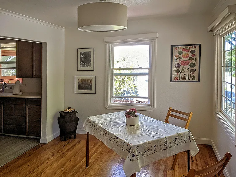 Daniels Ave — Photo 16